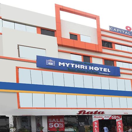 Super Mythri Hotel Near By Ecil, As Rao Nagar, Sainikpuri Maula Ali Dış mekan fotoğraf