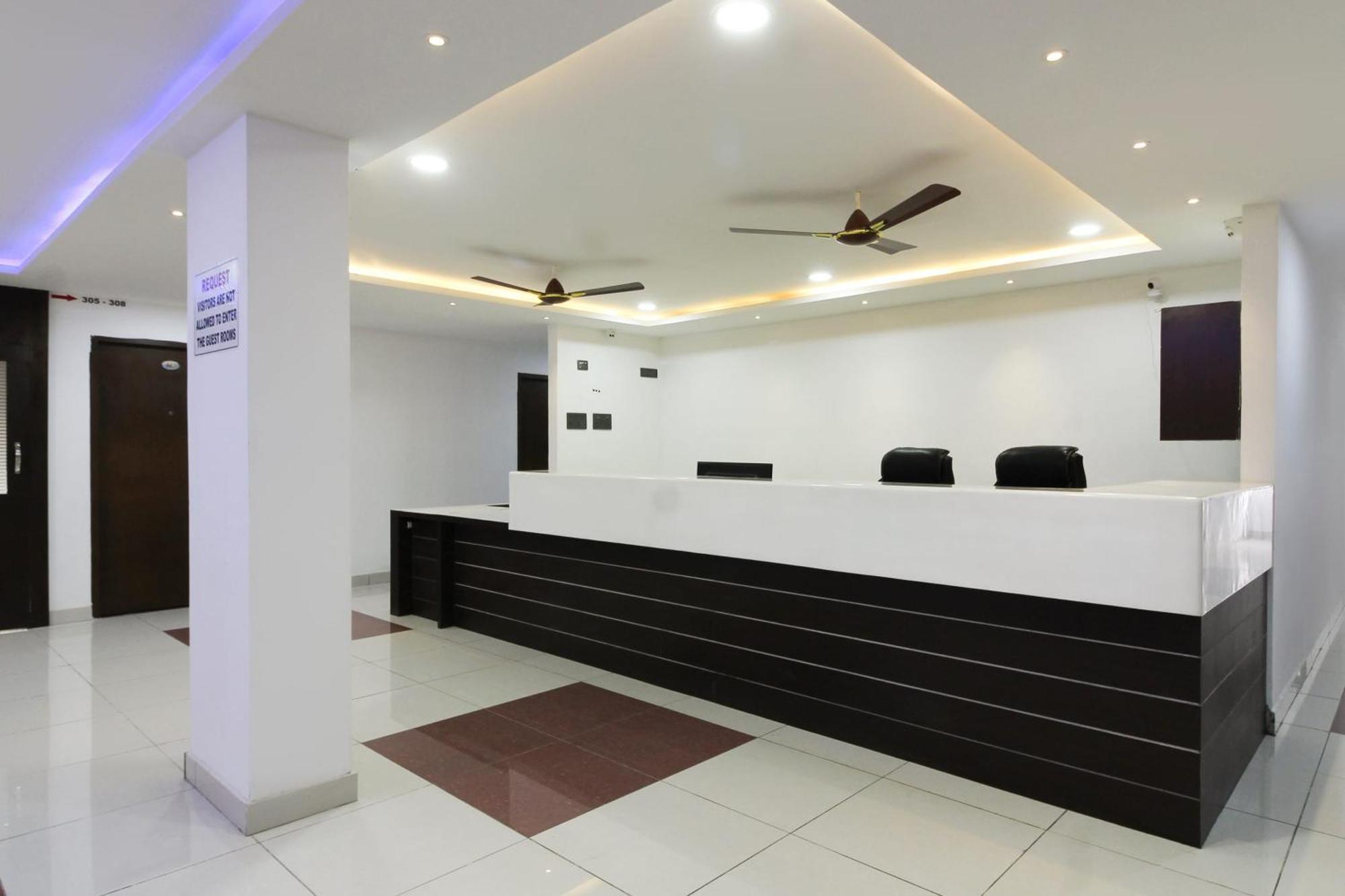Super Mythri Hotel Near By Ecil, As Rao Nagar, Sainikpuri Maula Ali Dış mekan fotoğraf