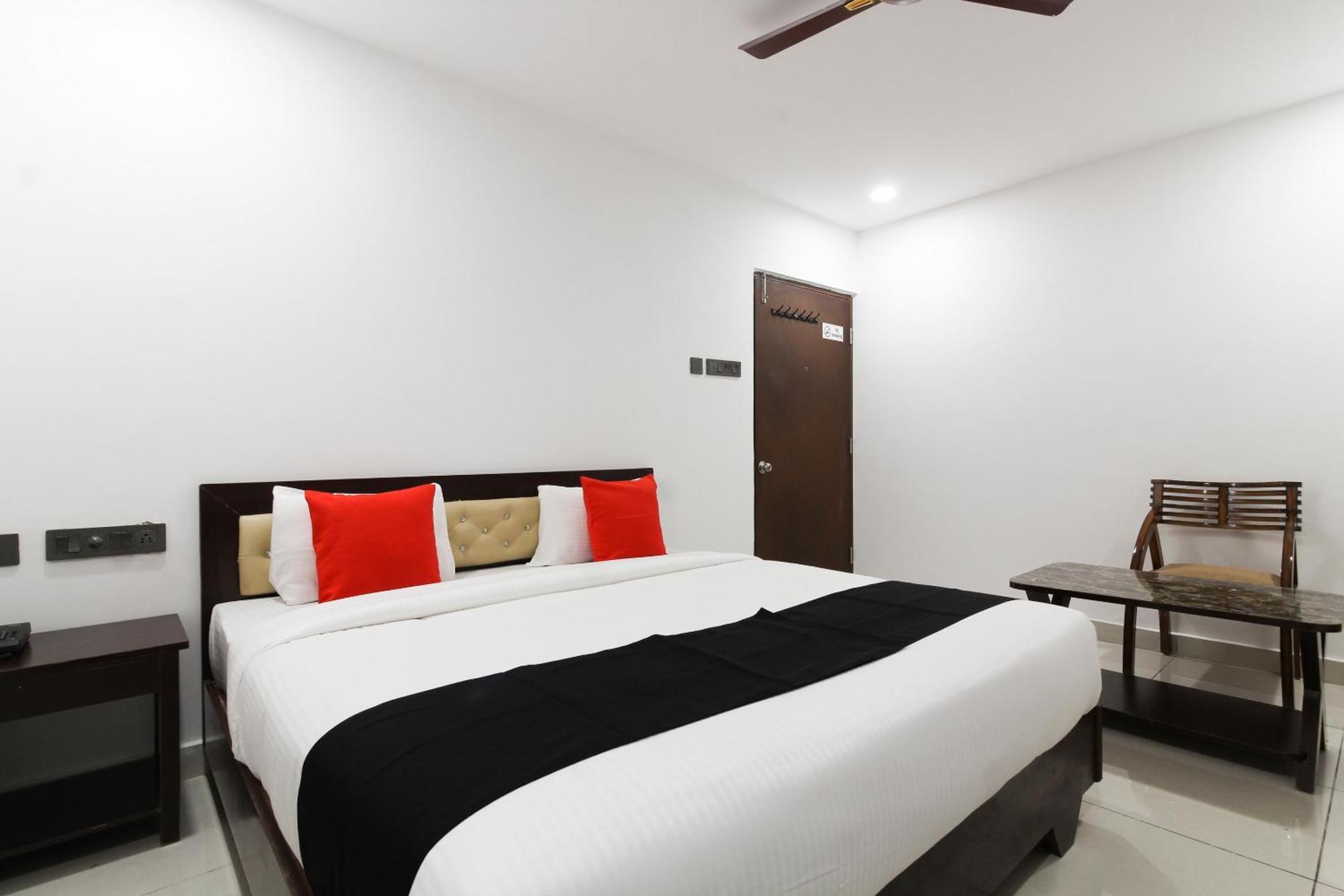 Super Mythri Hotel Near By Ecil, As Rao Nagar, Sainikpuri Maula Ali Dış mekan fotoğraf