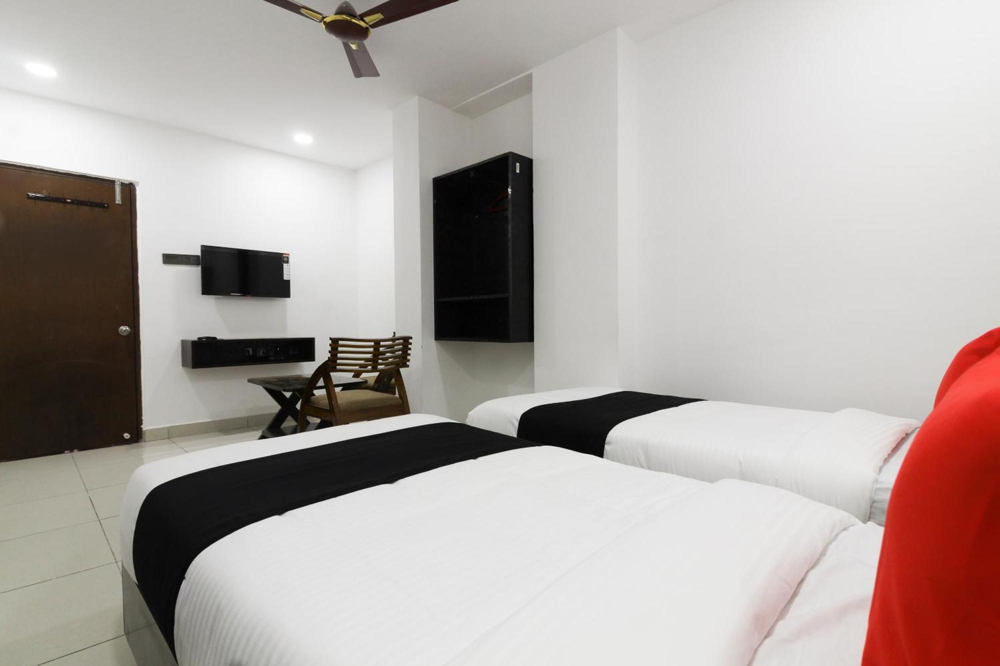 Super Mythri Hotel Near By Ecil, As Rao Nagar, Sainikpuri Maula Ali Dış mekan fotoğraf