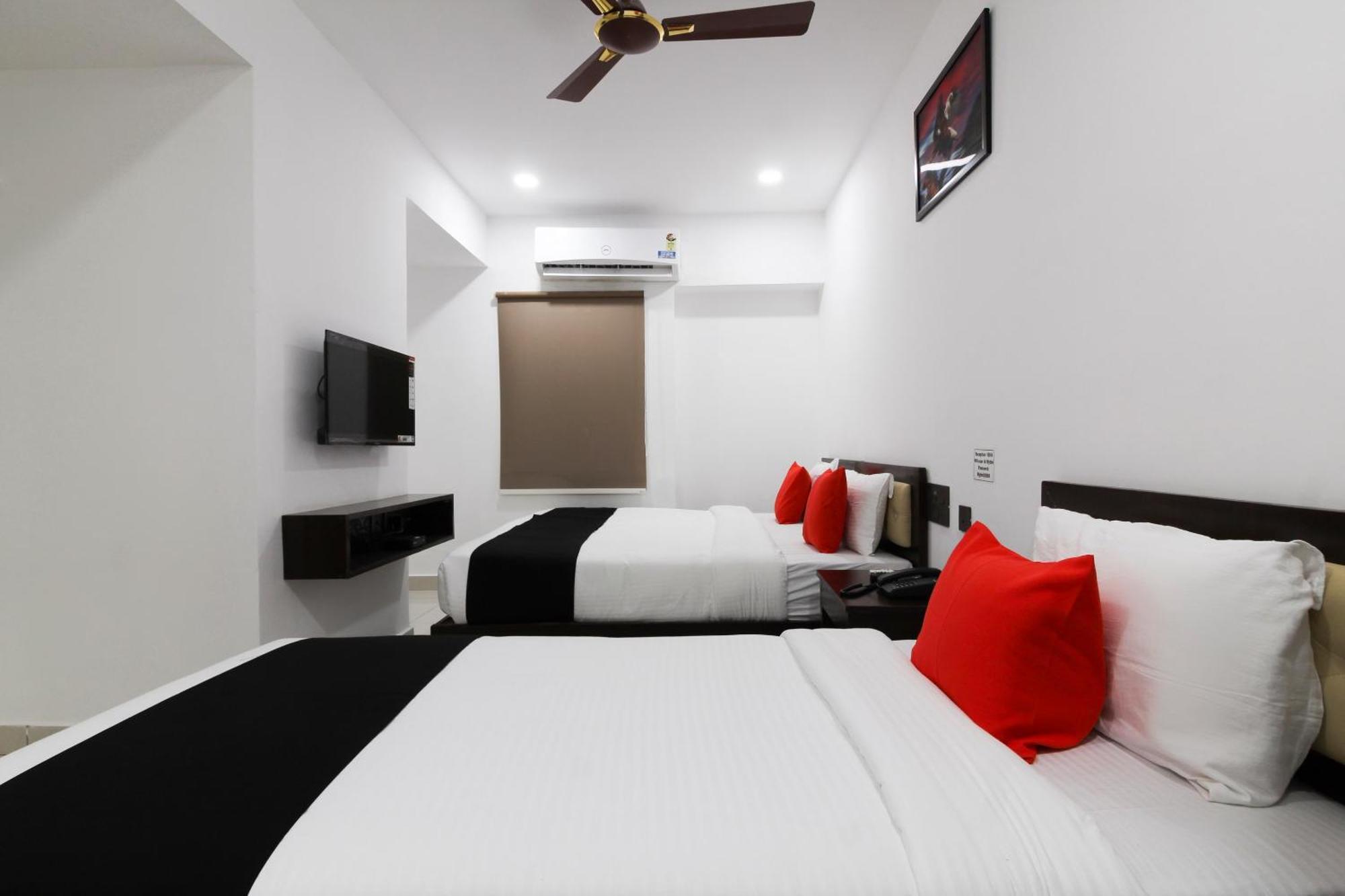 Super Mythri Hotel Near By Ecil, As Rao Nagar, Sainikpuri Maula Ali Dış mekan fotoğraf